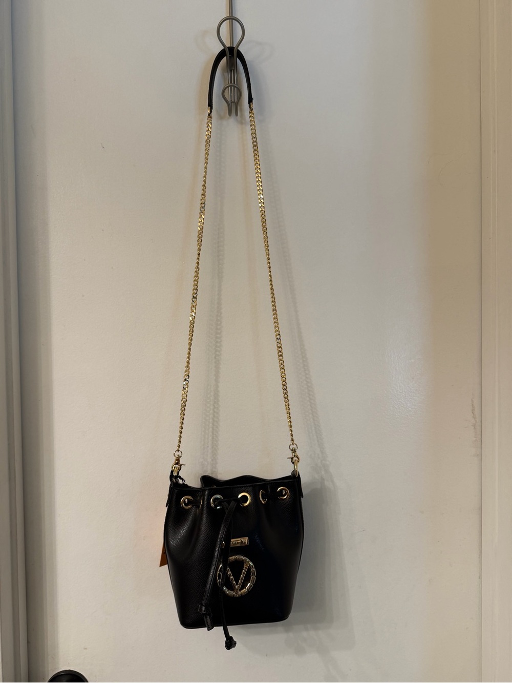 Valentino by Mario Valentino Jules Bonbonniere Bucket Bag Black Made in Italy - Picture 3 of 7